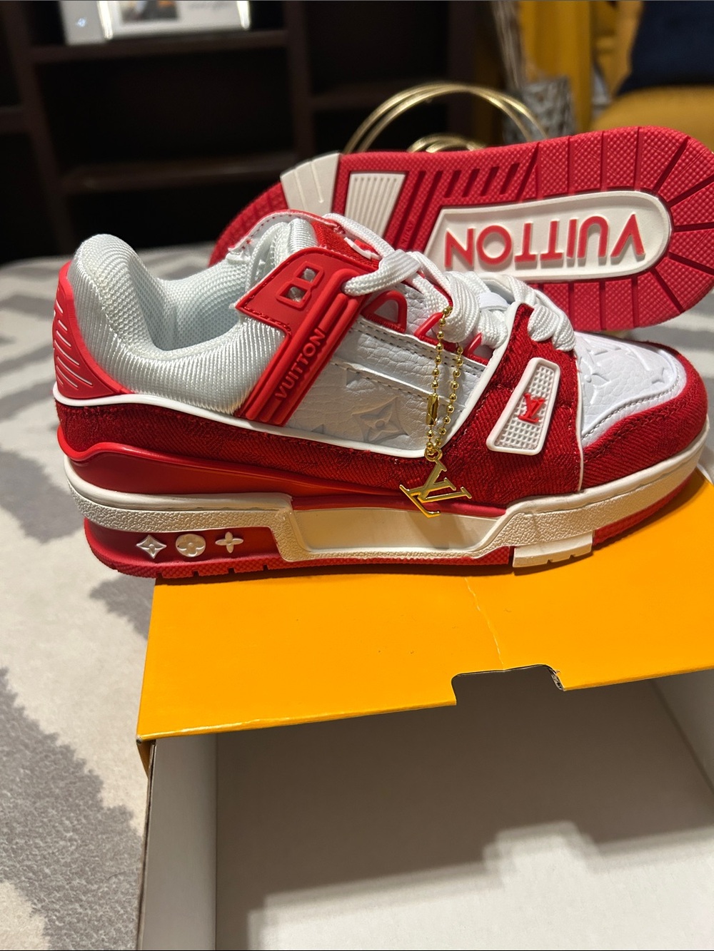Kids fashion shoe